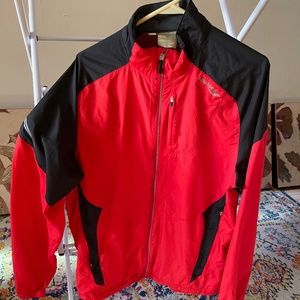 Saucony Red Wind Breaker M Zipper Pockets